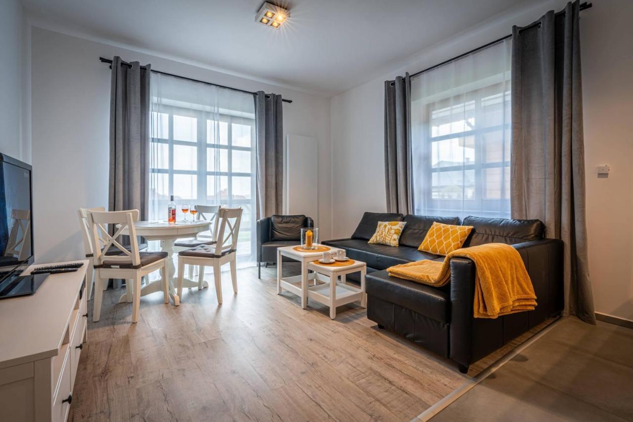 Apartamenty Ustronne Liściasta Esterno foto