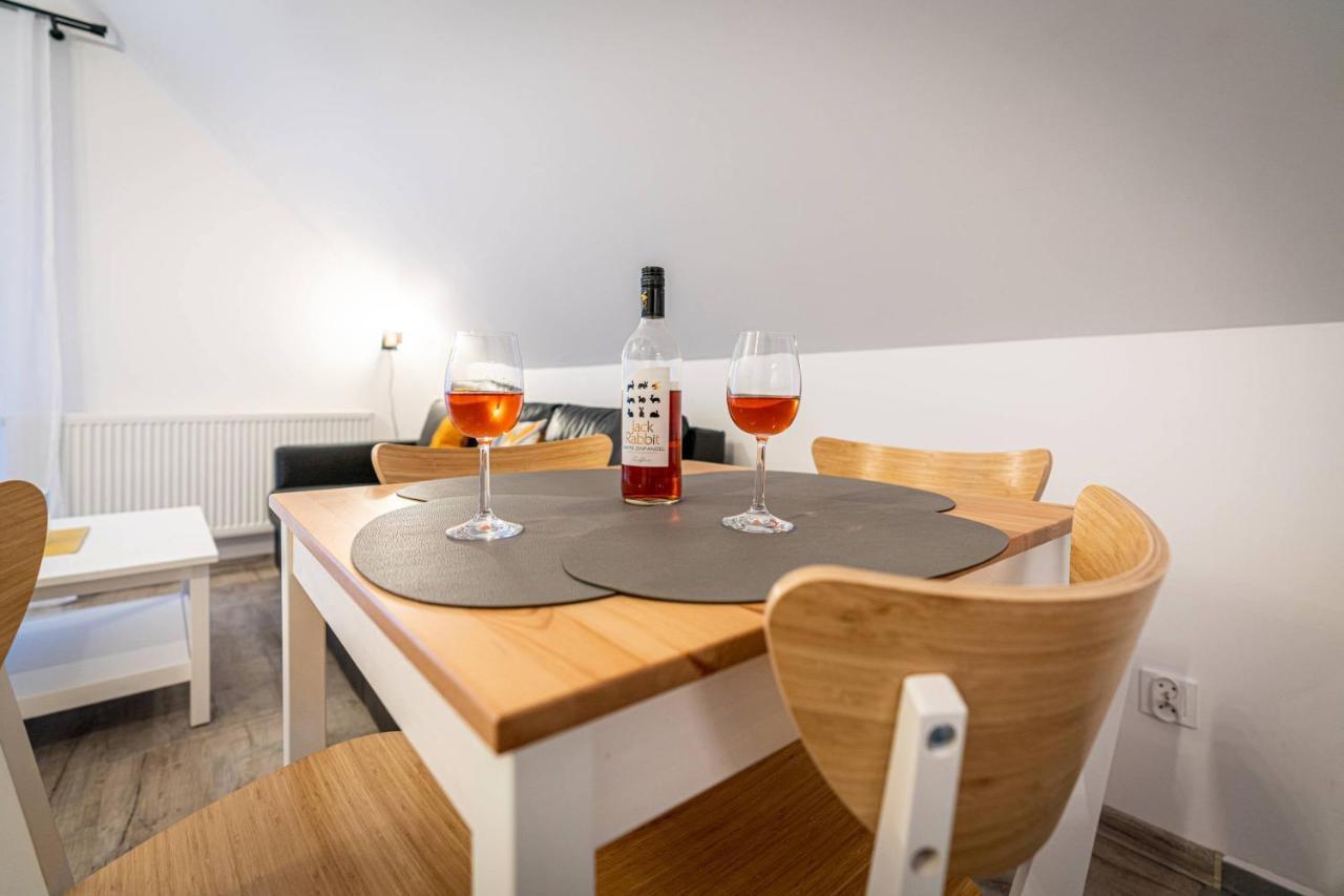 Apartamenty Ustronne Liściasta Esterno foto